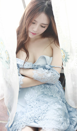 《军舰上的女兵》法国版完整版