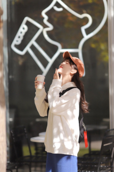 免费裸体美女网站