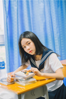 《詹妮弗的肉体》主题曲