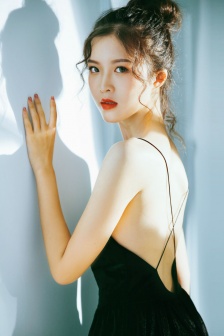 老李头和儿媳张云雪的故事